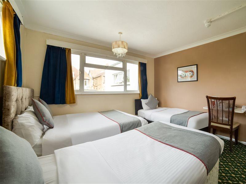 Devine Beach Hotel, Westcliff Southend-On-Sea Zewnętrze zdjęcie
