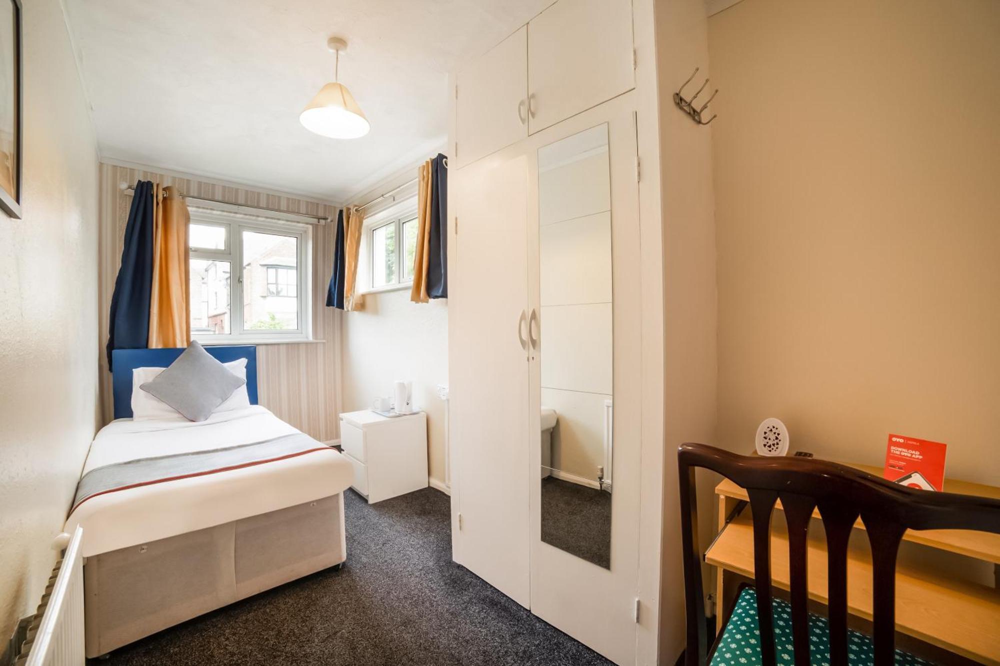 Devine Beach Hotel, Westcliff Southend-On-Sea Zewnętrze zdjęcie