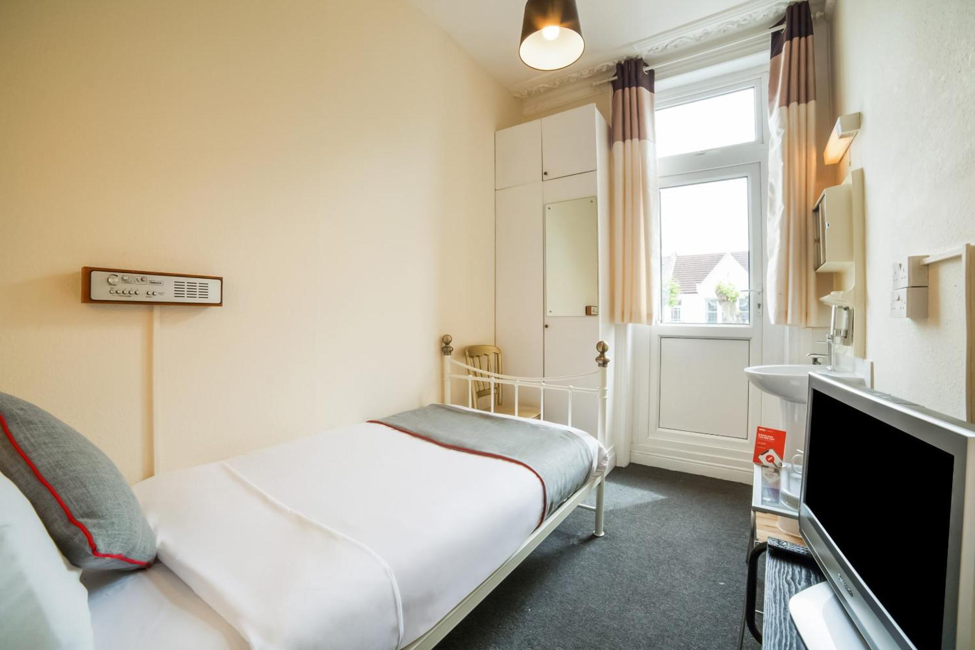 Devine Beach Hotel, Westcliff Southend-On-Sea Zewnętrze zdjęcie